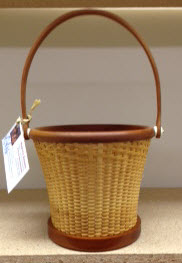 6" Nantucket flower pot. 6 1/2 dia 6" tall. Cane on cane. Cherry rim base and handle trill boarder